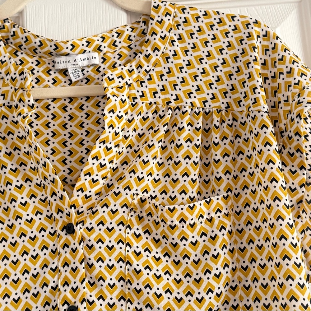 Chic Yellow Patterned Blouse - image 7